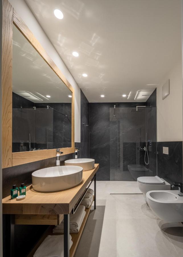 Aris Apartments & Sky Pool - Tonelli Hotels - Adult Friendly 加尔达湖滨 外观 照片